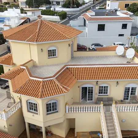 בית נופש Luxury *