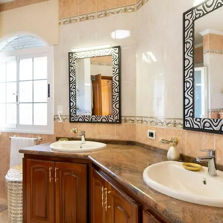 Luxury Candelaria